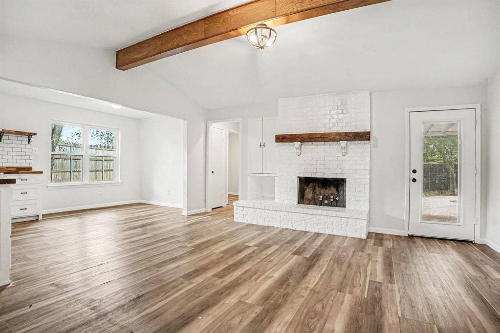 8608 Elderberry Court, Dallas, TX 75249 8608 Elderberry Court, Dallas, TX 75249