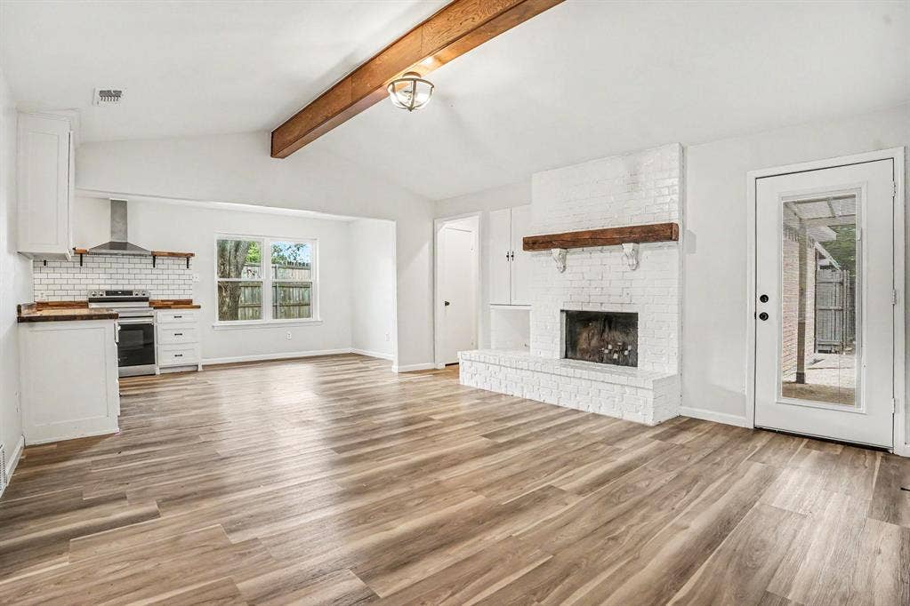 8608 Elderberry Court, Dallas, TX 75249 8608 Elderberry Court, Dallas, TX 75249