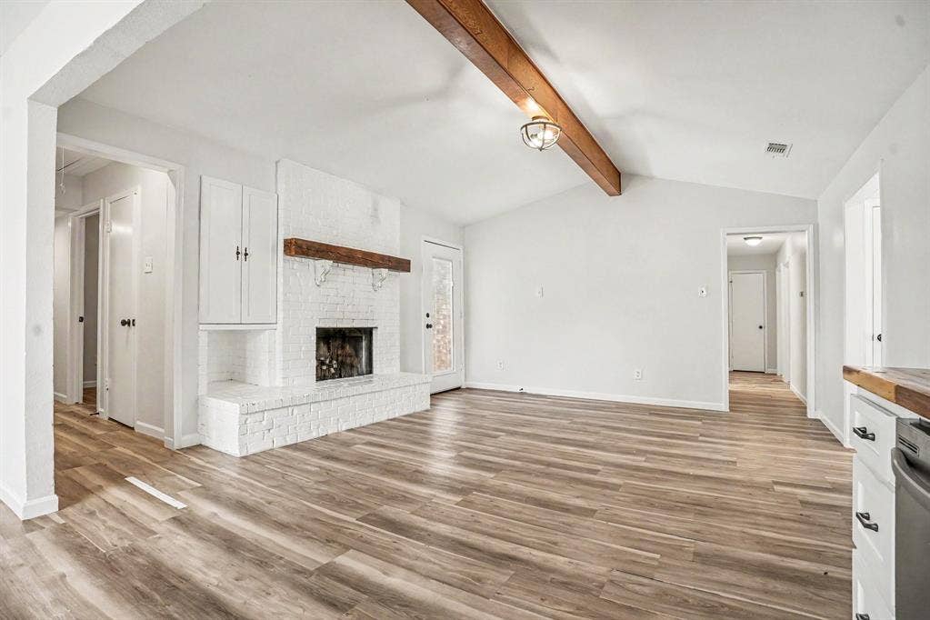 8608 Elderberry Court, Dallas, TX 75249 8608 Elderberry Court, Dallas, TX 75249
