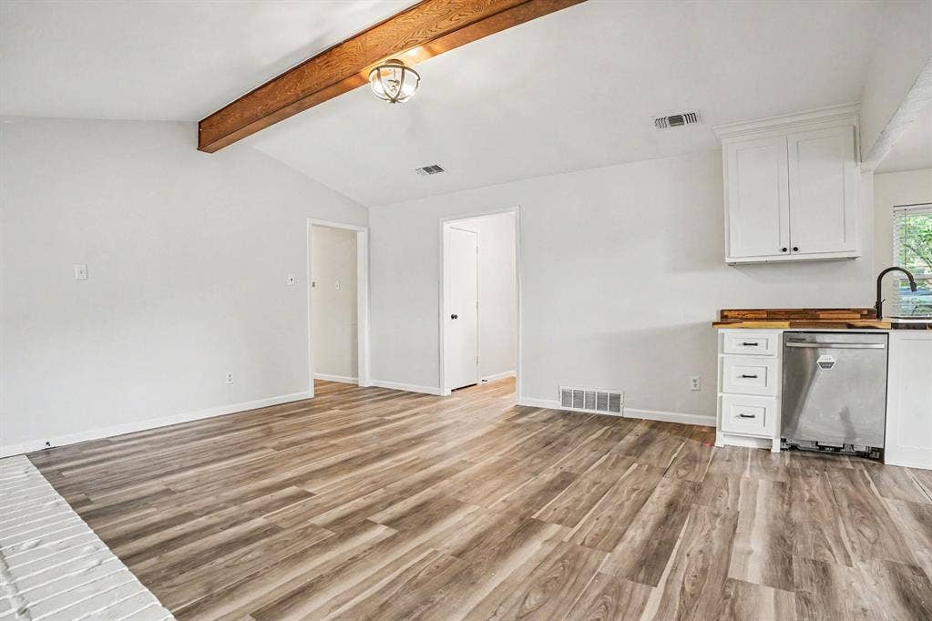 8608 Elderberry Court, Dallas, TX 75249 8608 Elderberry Court, Dallas, TX 75249