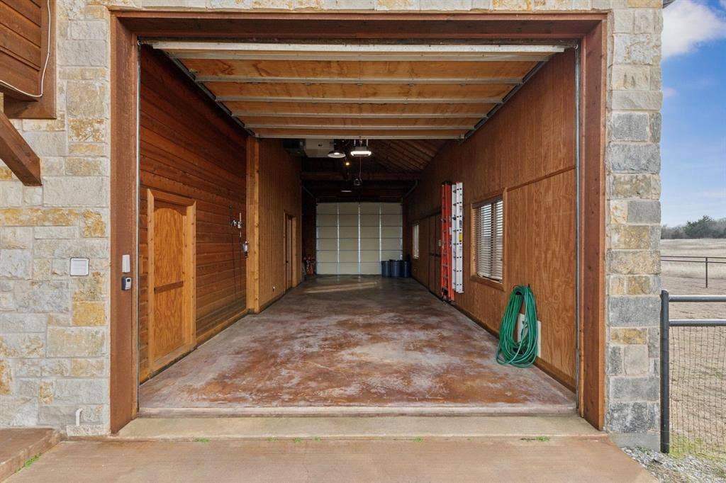 2881 N Star Drive, Celina, TX 75009 2881 N Star Drive, Celina, TX 75009