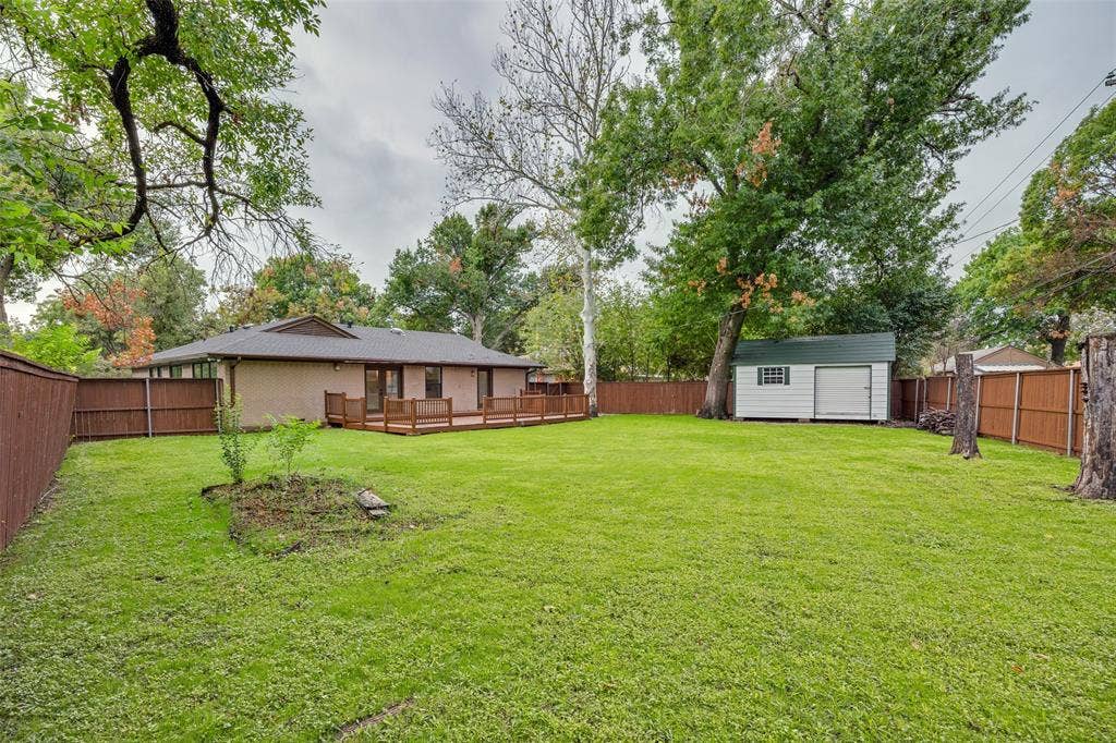10109 San Lorenzo Drive, Dallas, TX 75228 10109 San Lorenzo Drive, Dallas, TX 75228