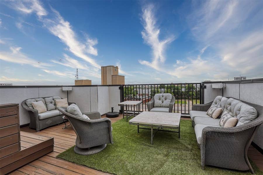 Property photo for 3816 Roseland Avenue, #C300, Dallas, TX