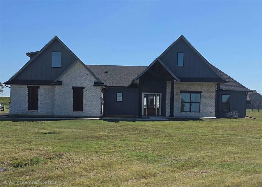Property photo for 2124 Sundance Rd Road, Whitesboro, TX