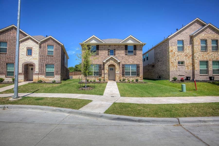 Property photo for 10013 Elkhorn Drive, Fort Worth, TX