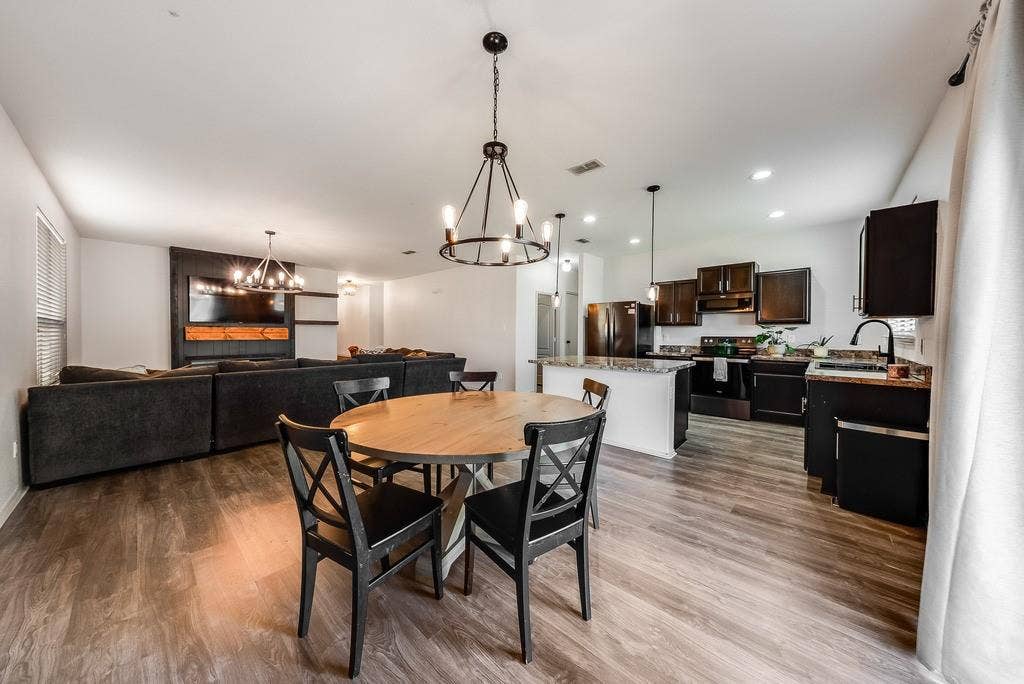 4007 Indian Paintbrush Lane, Heartland, TX 75126 4007 Indian Paintbrush Lane, Heartland, TX 75126