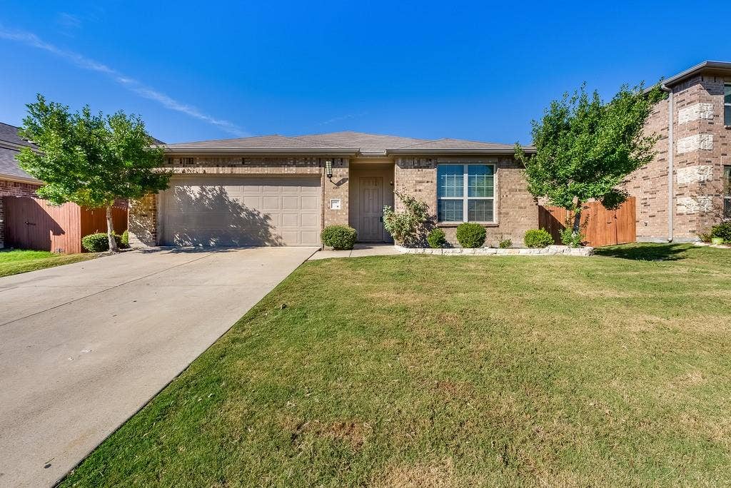 4007 Indian Paintbrush Lane, Heartland, TX 75126 4007 Indian Paintbrush Lane, Heartland, TX 75126