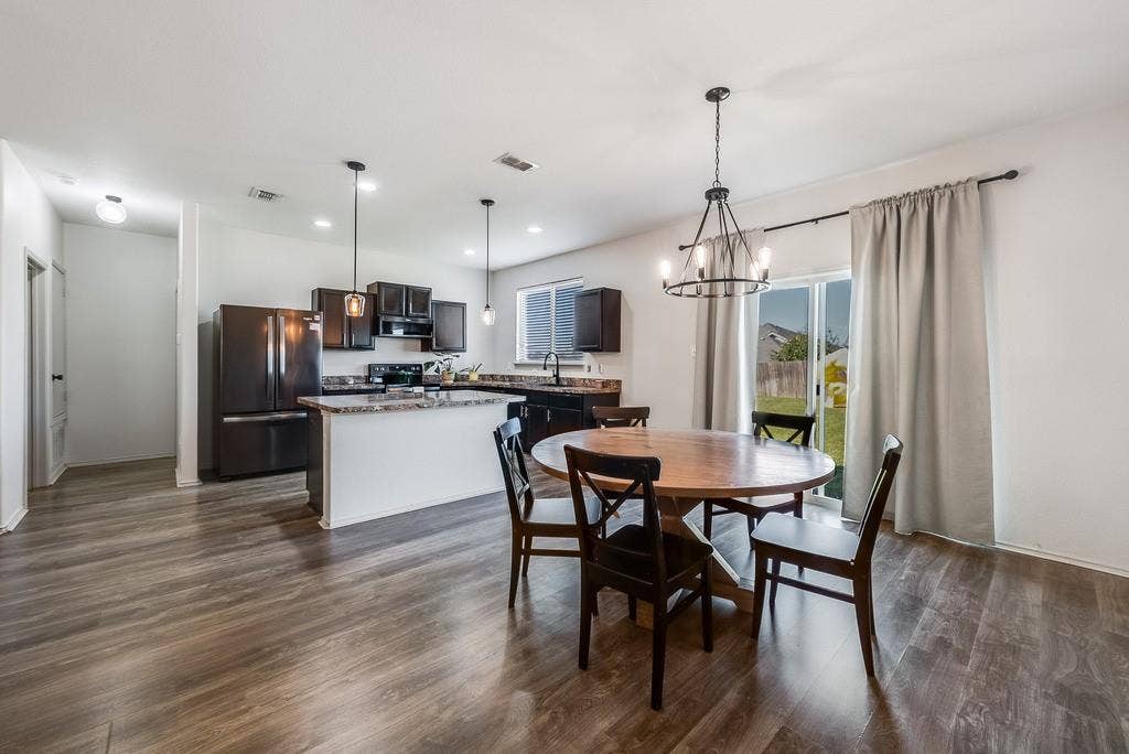 4007 Indian Paintbrush Lane, Heartland, TX 75126 4007 Indian Paintbrush Lane, Heartland, TX 75126