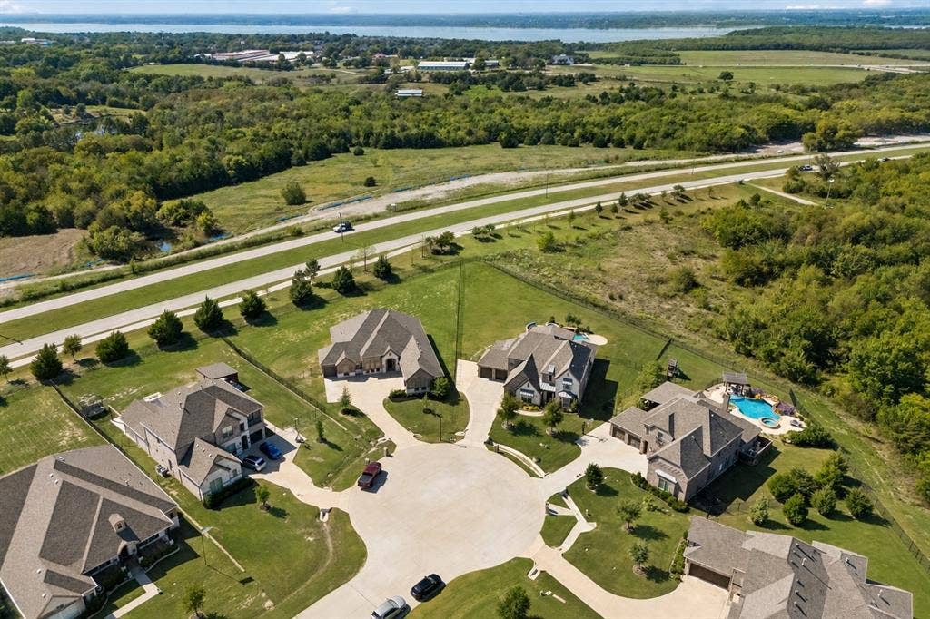 605 Calm Crest Drive, Rockwall, TX 75087