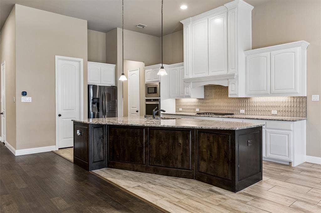 605 Calm Crest Drive, Rockwall, TX 75087