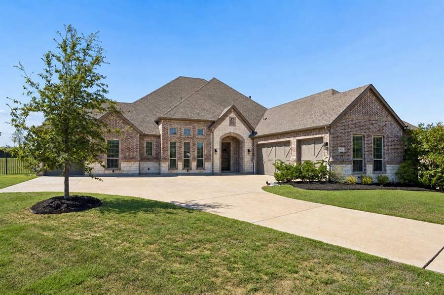 Property photo for 605 Calm Crest Drive, Rockwall, TX