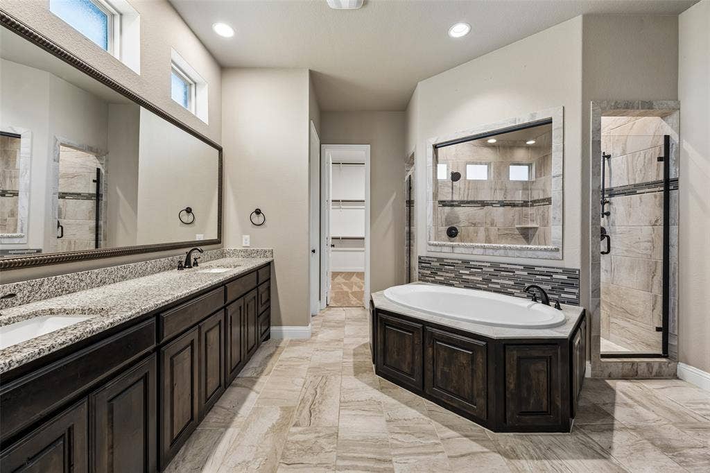 605 Calm Crest Drive, Rockwall, TX 75087