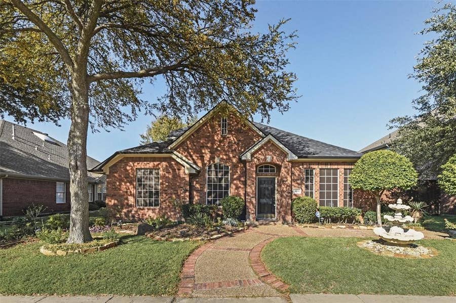 Property photo for 5804 Legend Lane, The Colony, TX