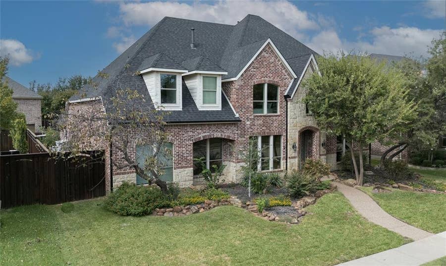 Property photo for 5096 Oakhurst Lane, Frisco, TX