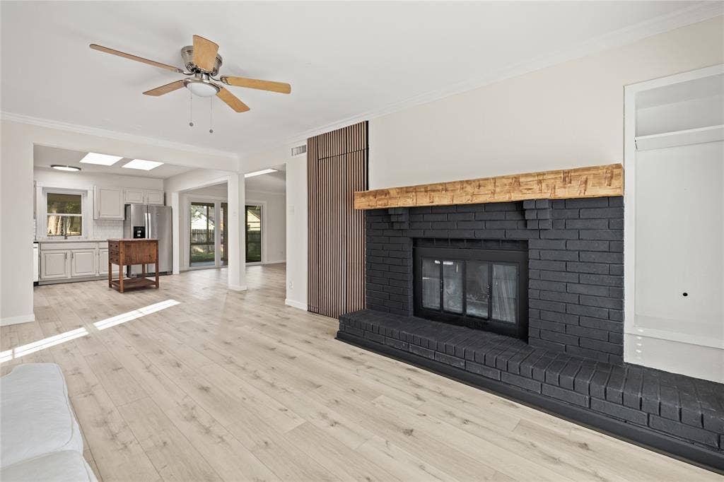 310 Glendale Drive, Grand Prairie, TX 75052 310 Glendale Drive, Grand Prairie, TX 75052