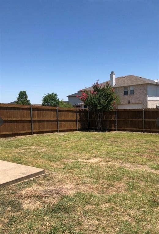 1053 Cavern Drive, Mesquite, TX 75181 1053 Cavern Drive, Mesquite, TX 75181