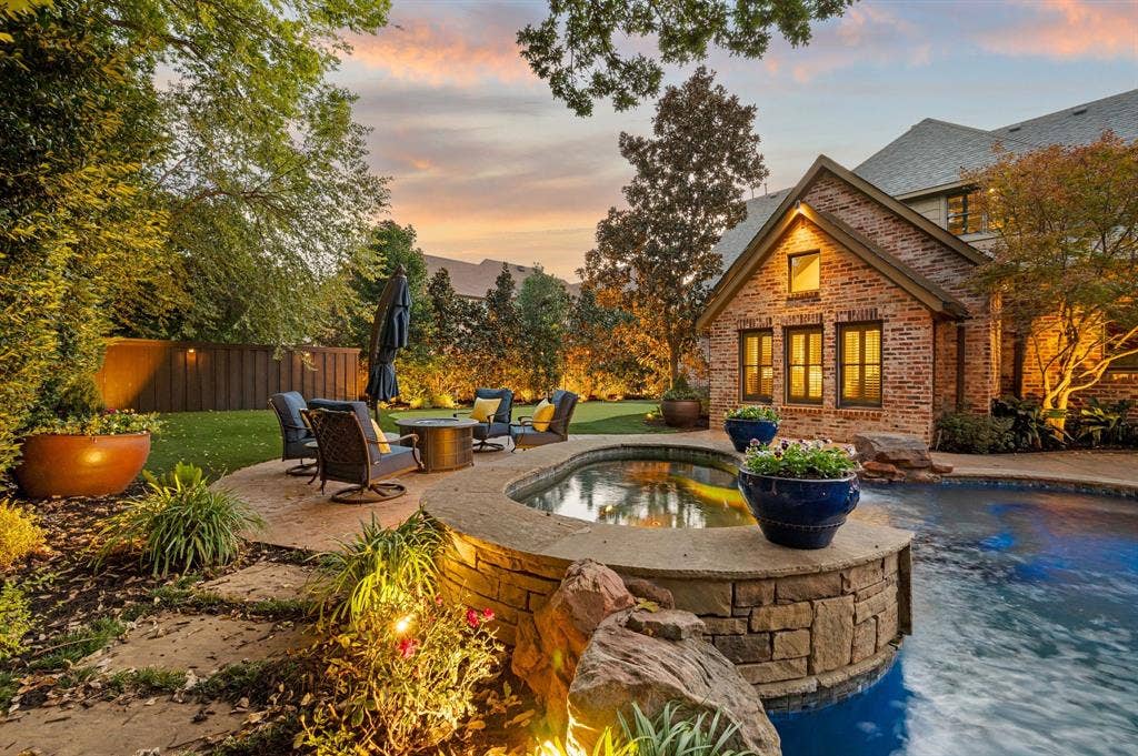 2105 Denver Drive, Southlake, TX 76092