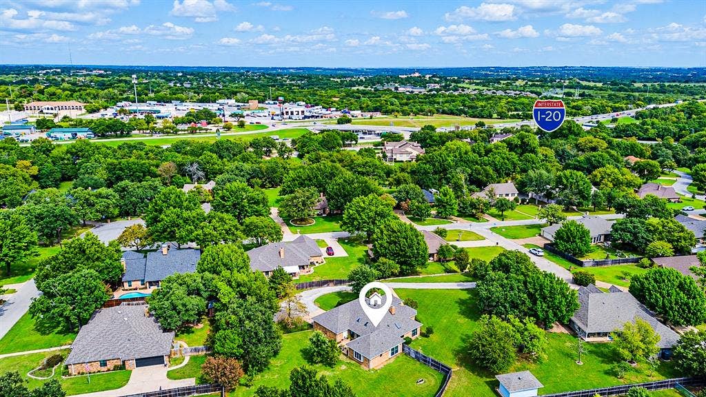 104 Lakeridge Court, Weatherford, TX 76087 104 Lakeridge Court, Weatherford, TX 76087