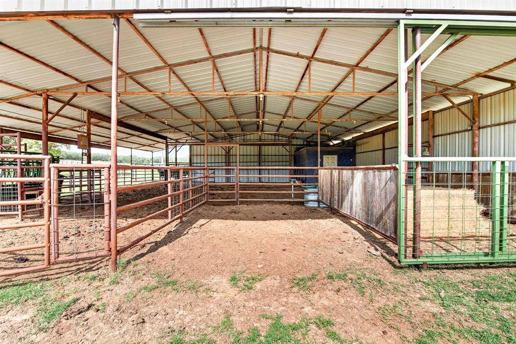 1658,1664,1668 County Road 3672, Springtown, TX 76082