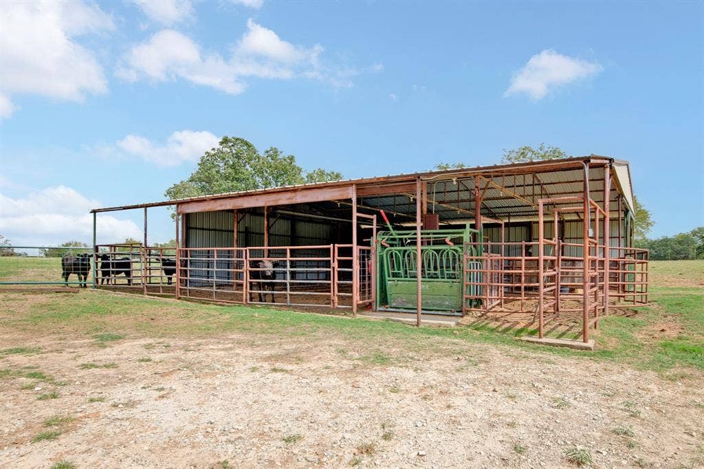 1658,1664,1668 County Road 3672, Springtown, TX 76082