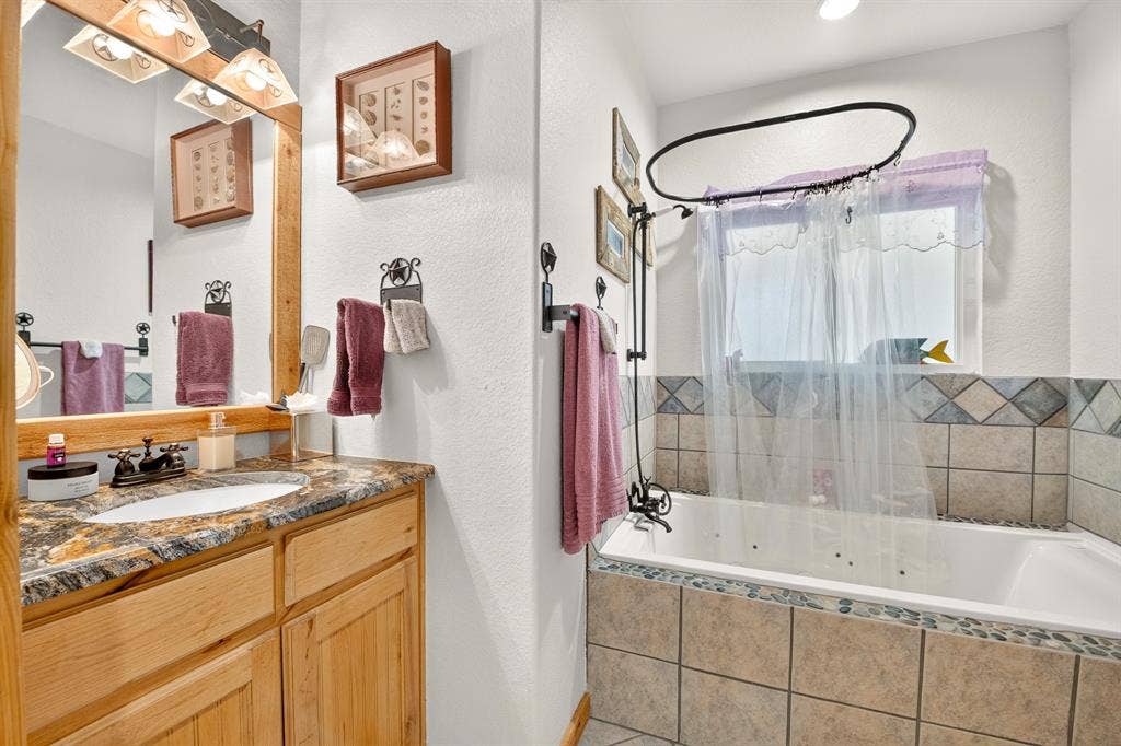 1658,1664,1668 County Road 3672, Springtown, TX 76082