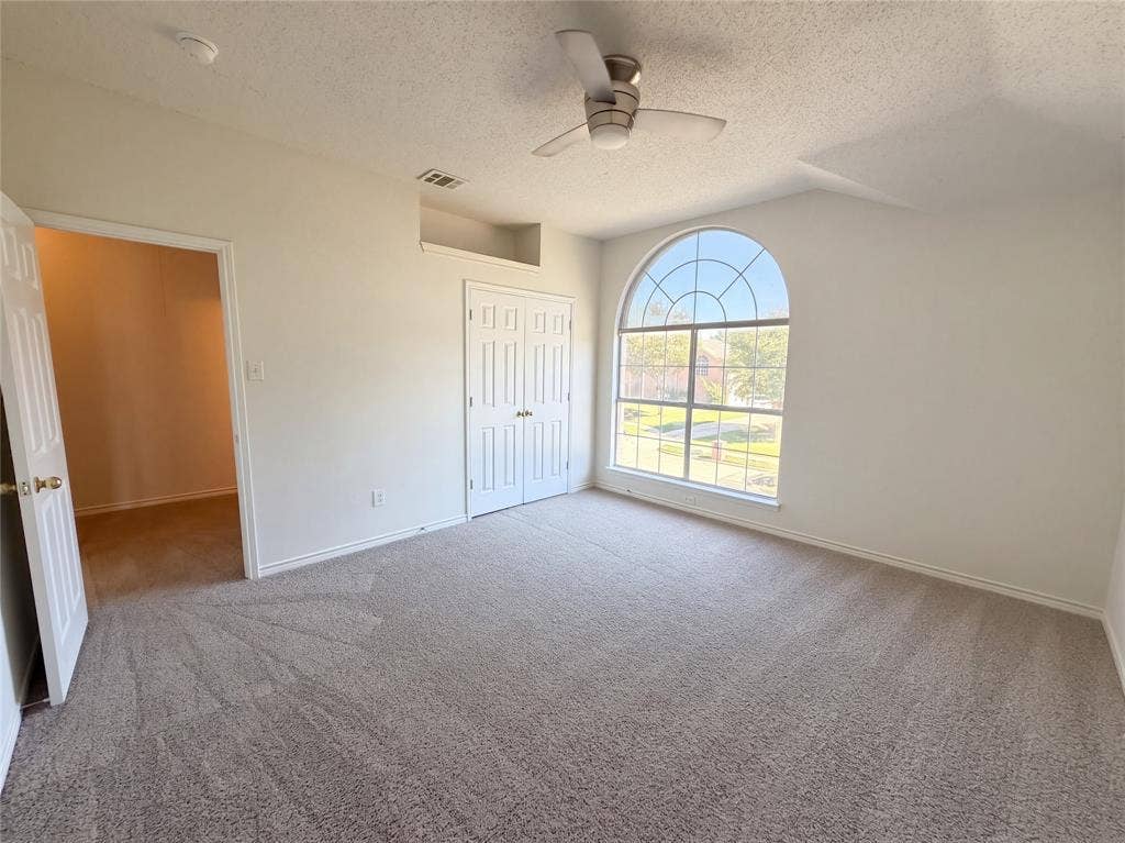 304 Holly Court, Murphy, TX 75094 304 Holly Court, Murphy, TX 75094