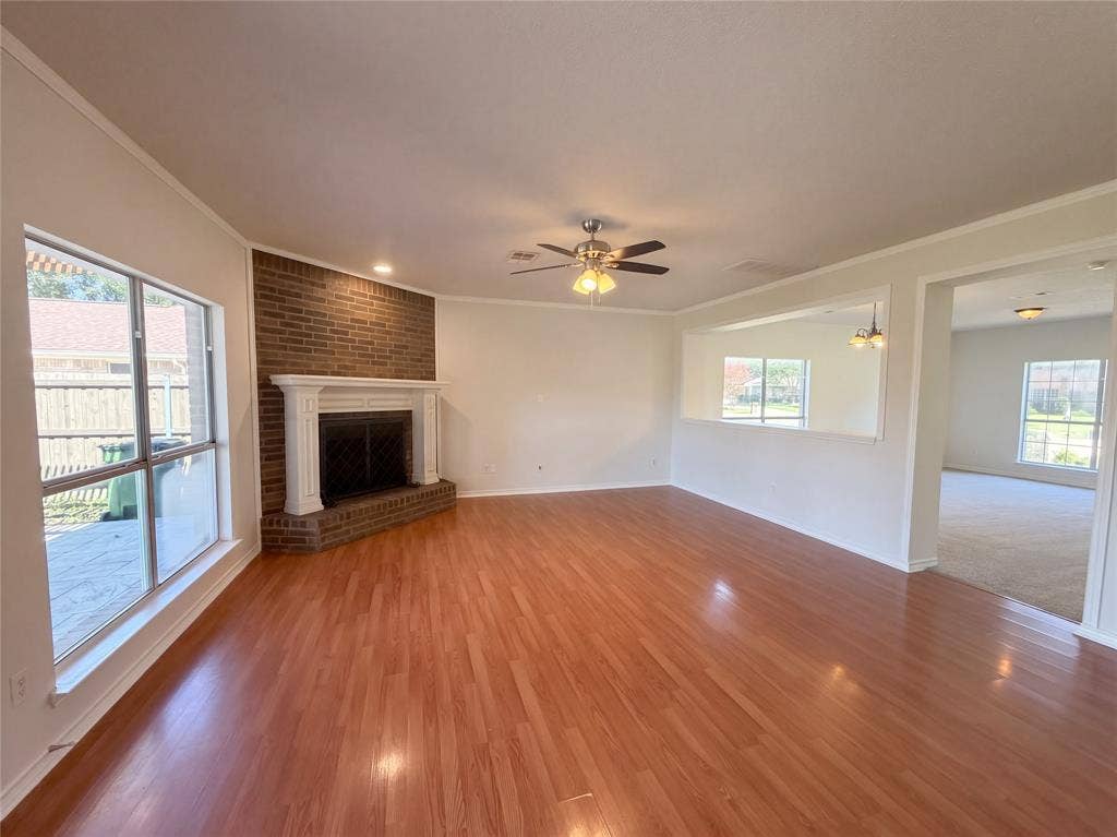 304 Holly Court, Murphy, TX 75094 304 Holly Court, Murphy, TX 75094