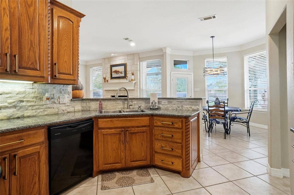 3105 Rim Rock Court, Granbury, TX 76049 3105 Rim Rock Court, Granbury, TX 76049