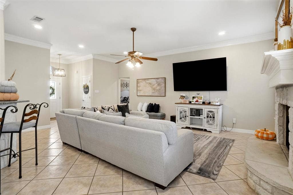 3105 Rim Rock Court, Granbury, TX 76049 3105 Rim Rock Court, Granbury, TX 76049