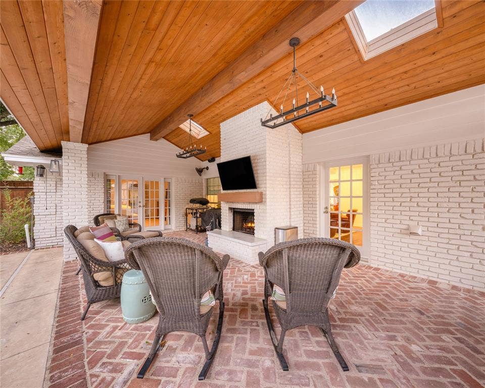 3417 Acorn Run, Fort Worth, TX 76109
