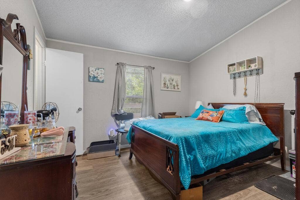 131 Sunray Street, Mabank, TX 75156 131 Sunray Street, Mabank, TX 75156