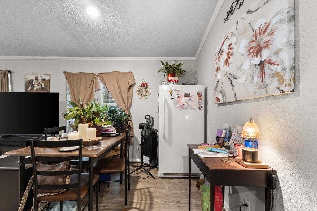 131 Sunray Street, Mabank, TX 75156 131 Sunray Street, Mabank, TX 75156