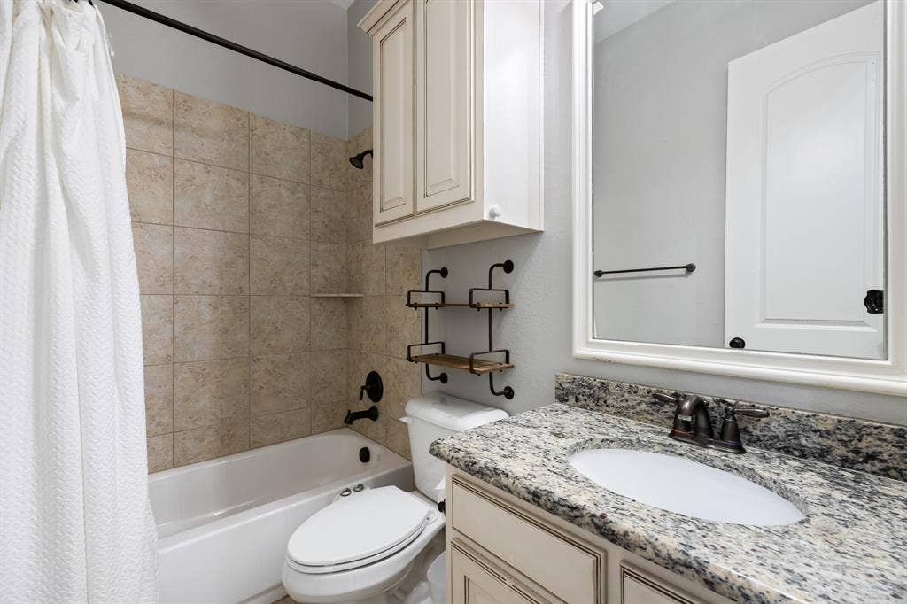 205 Chatfield Drive, Rockwall, TX 75087