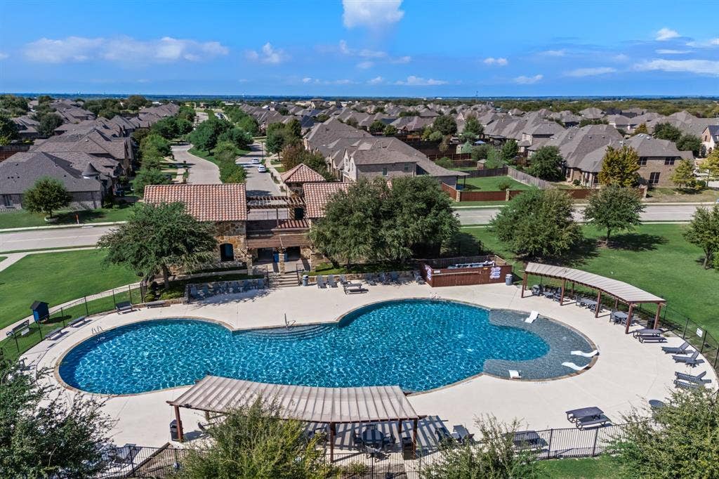 205 Chatfield Drive, Rockwall, TX 75087