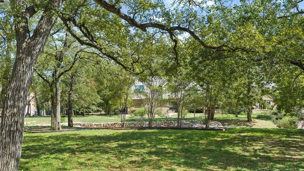 1233 Kelpie Court, Fort Worth, TX 76111 1233 Kelpie Court, Fort Worth, TX 76111