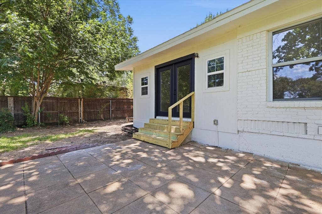 422 Grace Drive, Richardson, TX 75081 422 Grace Drive, Richardson, TX 75081