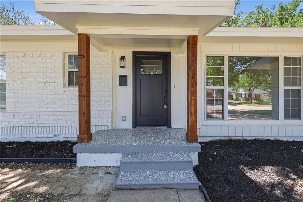 422 Grace Drive, Richardson, TX 75081 422 Grace Drive, Richardson, TX 75081