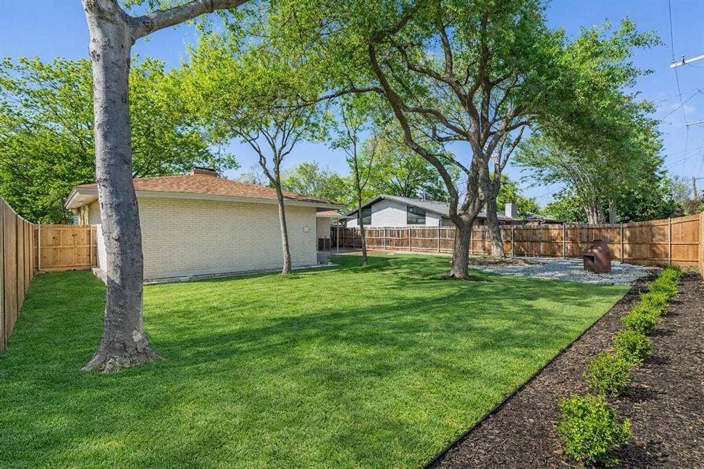 8570 Sweetwood Drive, Dallas, TX 75228 8570 Sweetwood Drive, Dallas, TX 75228