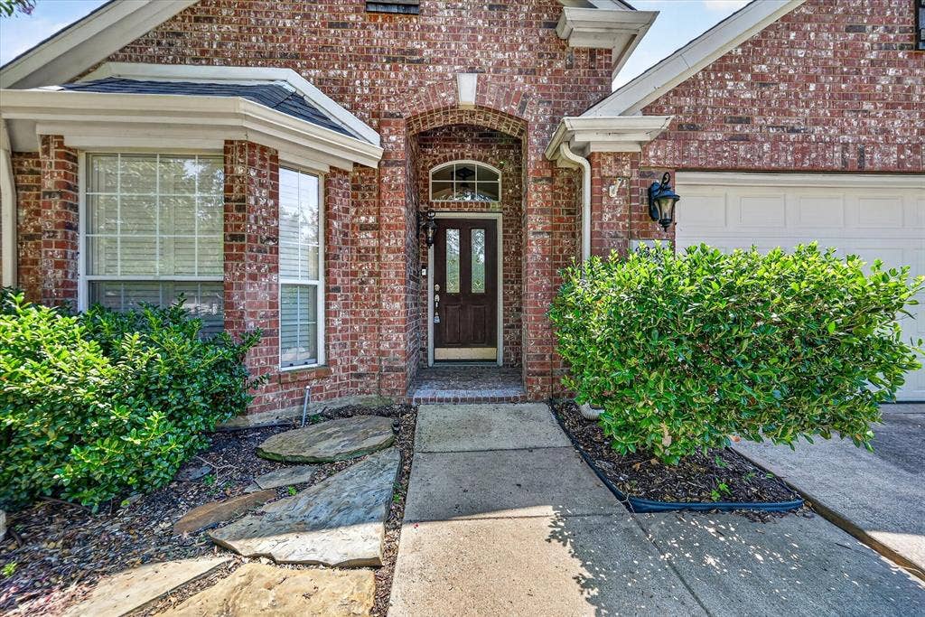 2304 Tralee Circle, McKinney, TX 75072 2304 Tralee Circle, McKinney, TX 75072