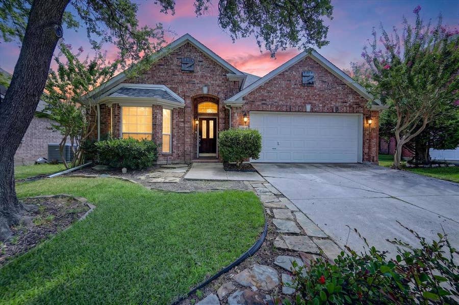 Property photo for 2304 Tralee Circle, McKinney, TX