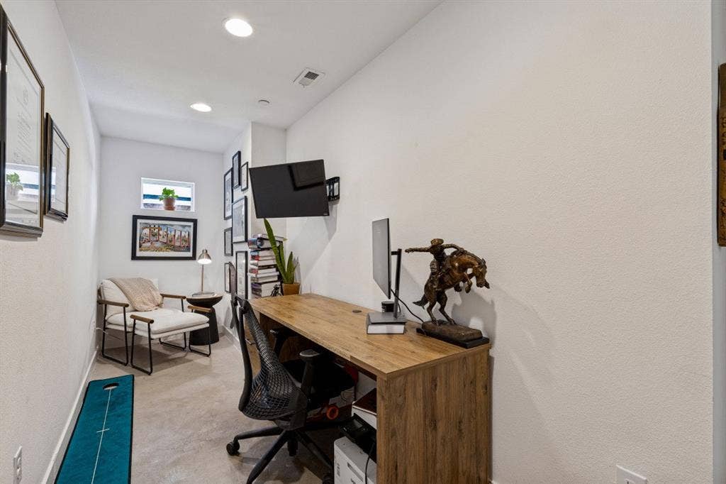 2107 Bennett Avenue, #20, Dallas, TX 75206 Interior space featuring recessed lighting and a high-set rectangular window