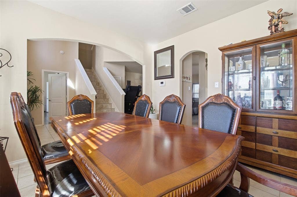 2020 Glen Hollow Drive, Lancaster, TX 75134