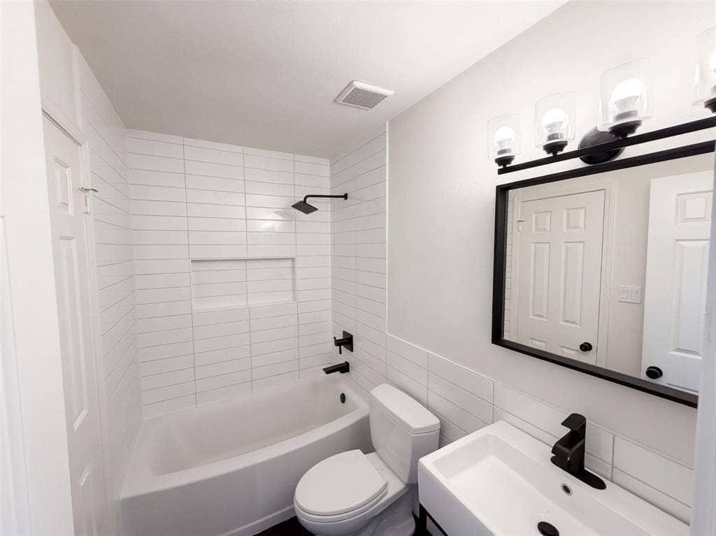 3326 Briaroaks Drive, Garland, TX 75044 3326 Briaroaks Drive, Garland, TX 75044