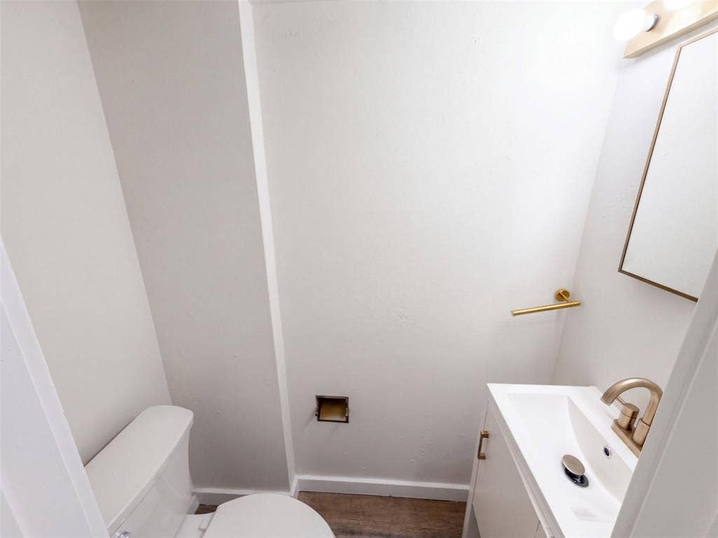 3326 Briaroaks Drive, Garland, TX 75044 3326 Briaroaks Drive, Garland, TX 75044