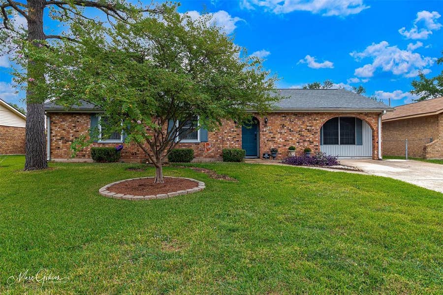 Property photo for 2518 Conrad Street, Bossier City, LA