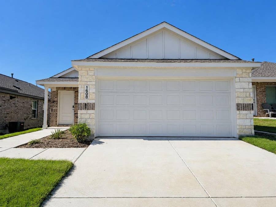 Property photo for 1608 Baron Lane, Howe, TX