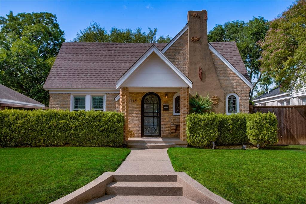 2745 Ivandell Avenue, Dallas, TX 75211 2745 Ivandell Avenue, Dallas, TX 75211