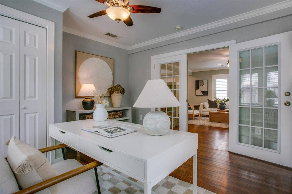2745 Ivandell Avenue, Dallas, TX 75211 2745 Ivandell Avenue, Dallas, TX 75211