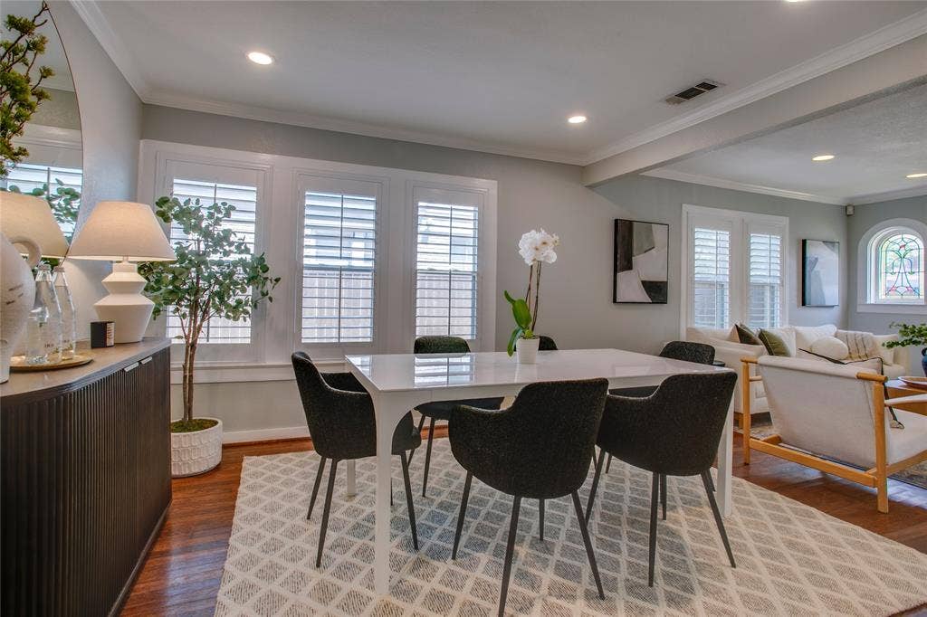 2745 Ivandell Avenue, Dallas, TX 75211 2745 Ivandell Avenue, Dallas, TX 75211