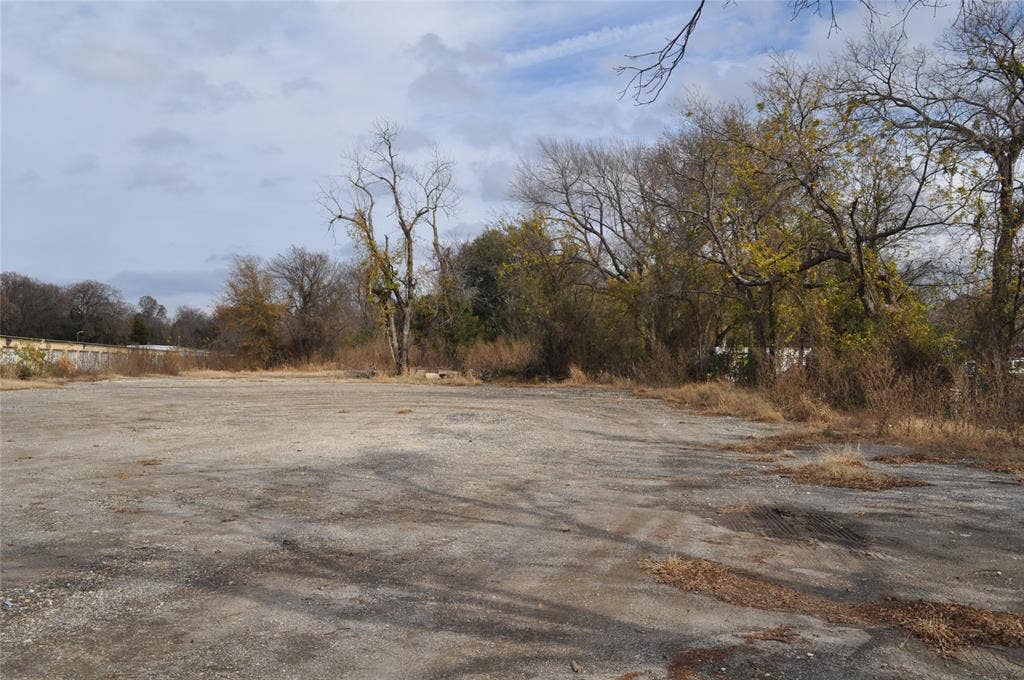 2308 N Highway 175, Seagoville, TX 75159 2308 N Highway 175, Seagoville, TX 75159